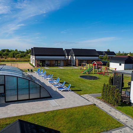 Villa Wakacyjna Osada Jezierzany Esterno foto