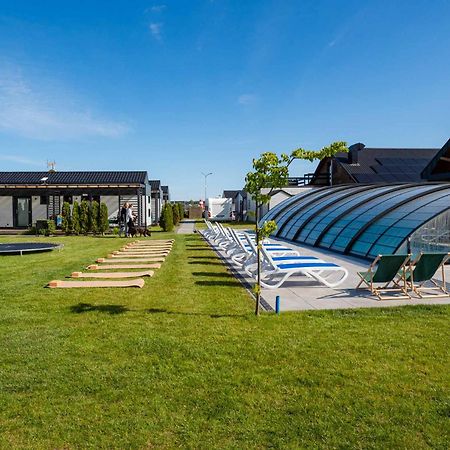 Villa Wakacyjna Osada Jezierzany Esterno foto